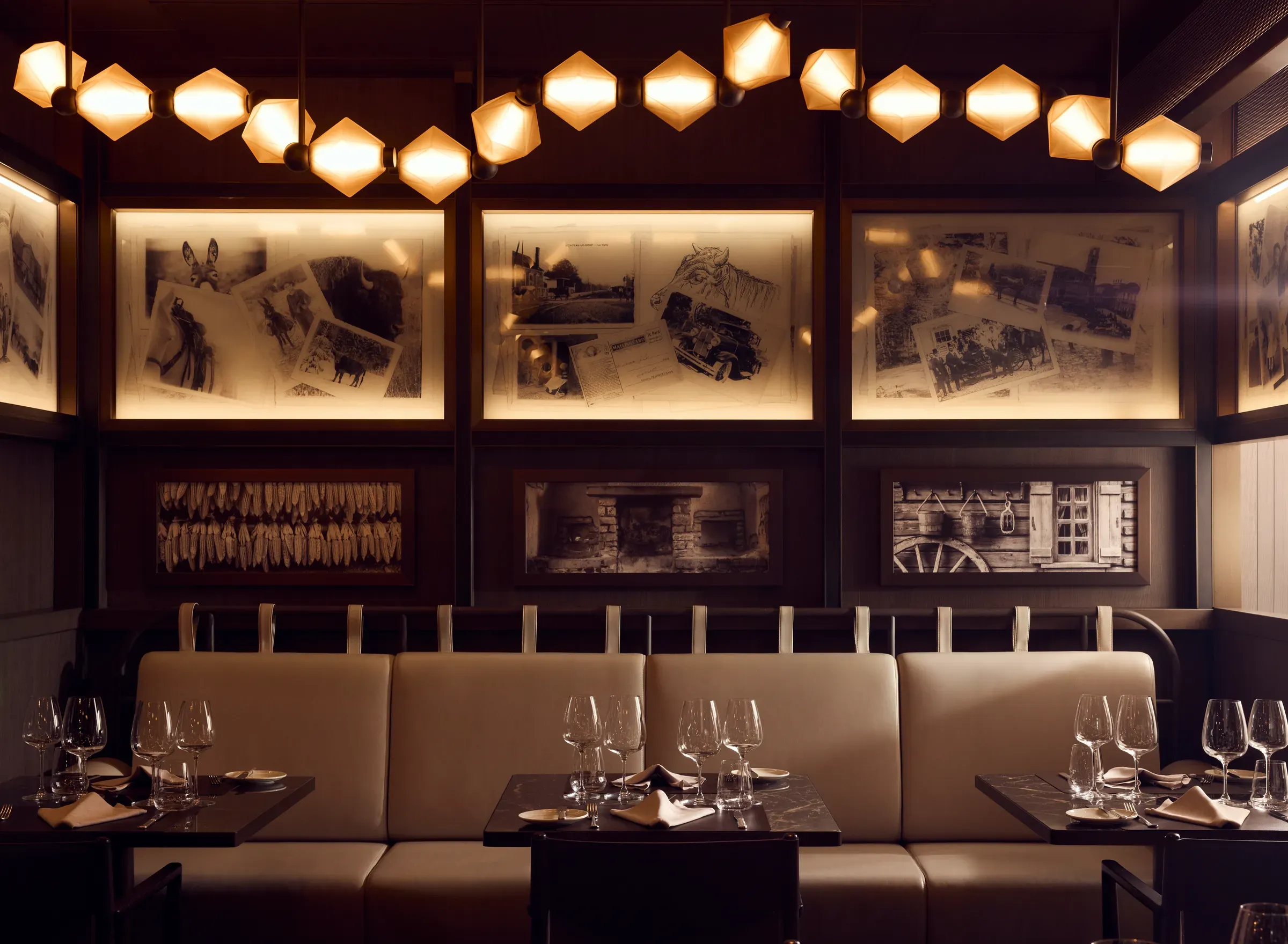 Marble & Co, Explora's steakhouse